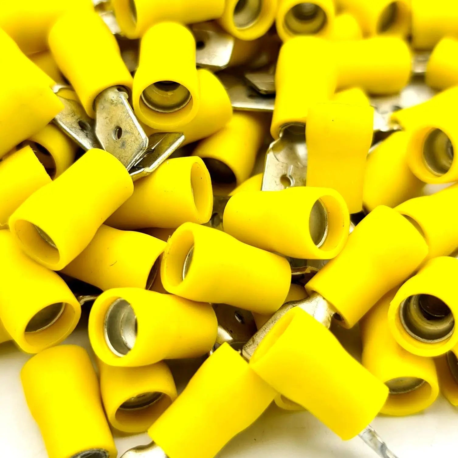 100 x Pre-Insulated Male Push-On Disconnects Crimp Terminals Electrical Consumables