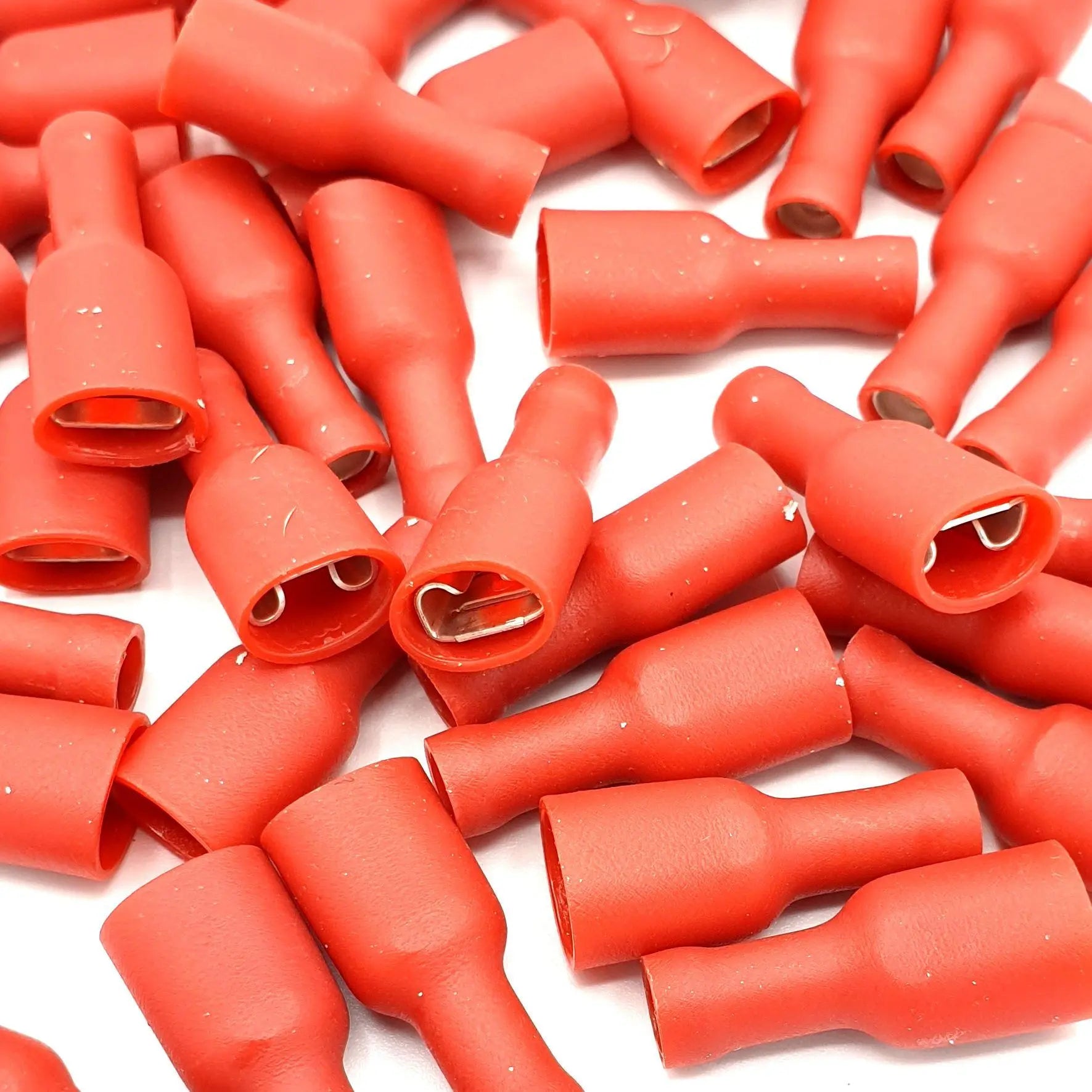 100 x Red Insulated Female Push-On Disconnects Terminals Electrical Consumables