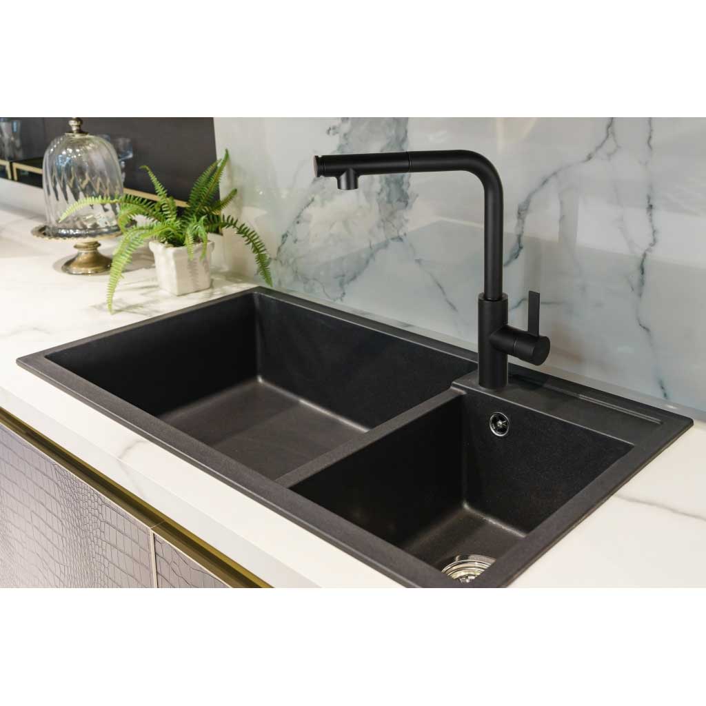 Pull-Out Tall Kitchen Sink Mixer Tap Black Retractable Spout Kitchen Taps