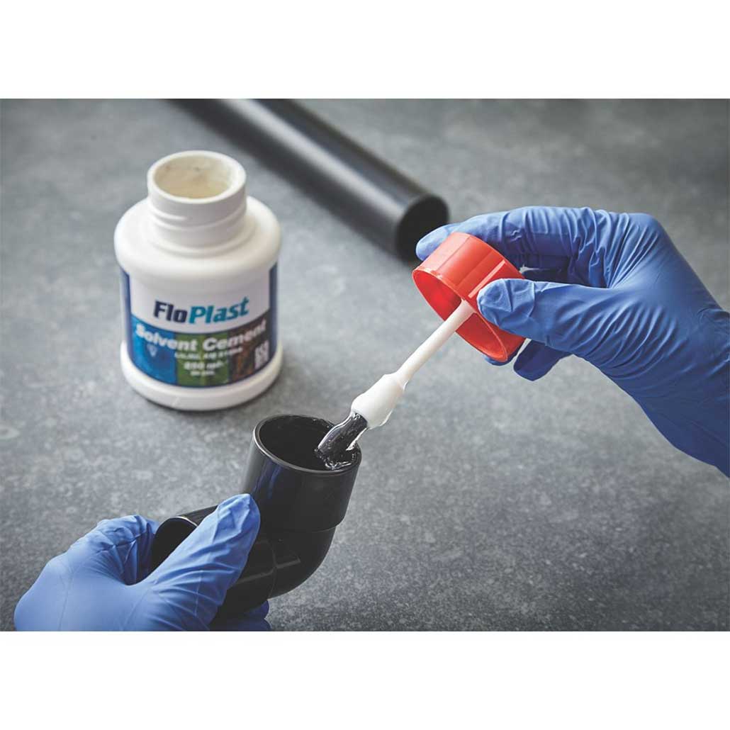 FloPlast Solvent Cement Glue SC125 125ml - Plumbers Tools