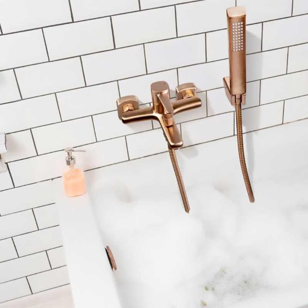 Wall Mounted Bath Tap Copper Bronze GLAMOUR - plumbing4home